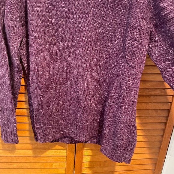 Daisy Fuentes Petites Women’s Purple Knit Turtleneck Sweater Sz P Large - Picture 4 of 7